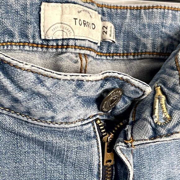 Torrid Skinny Crop Ankle Lace Hem Detail Size 22 #25 - Picture 7 of 8